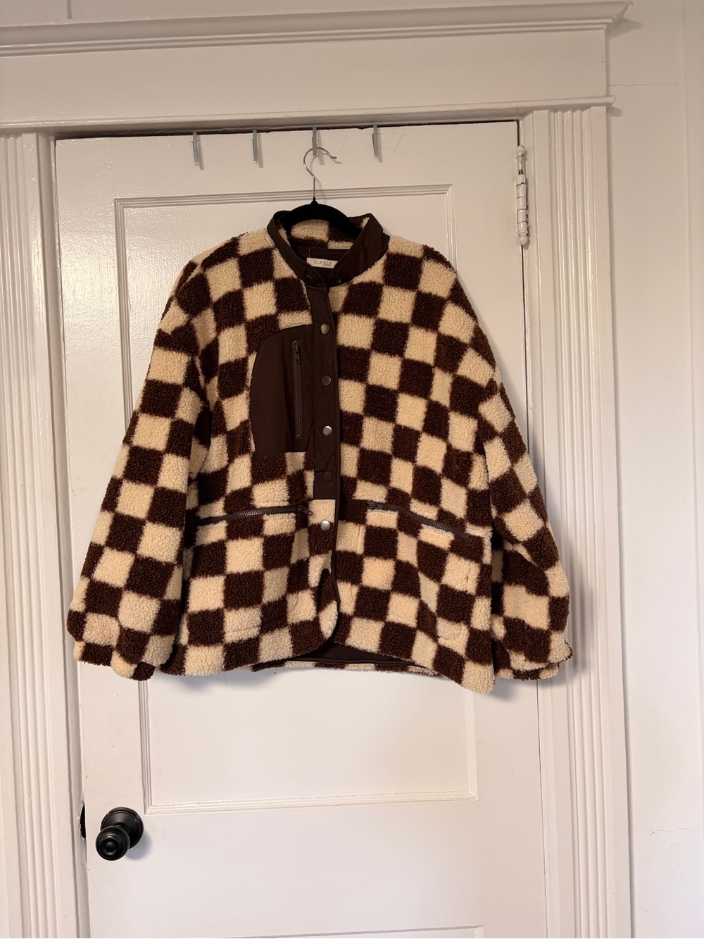ILLA ILLA Checkerboard Sherpa Jacket - Brown & Cream